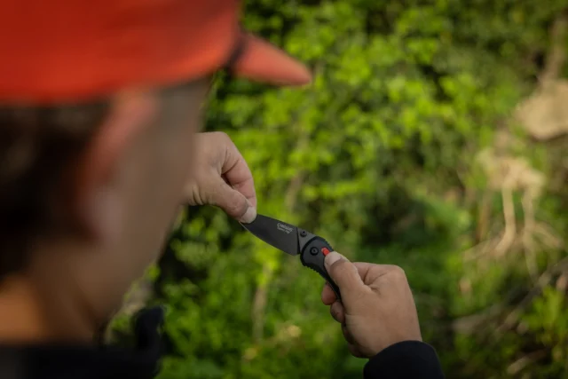 A true companion for the modern adventurer, the Explorer Edge Folding Knife boasts a 3″ drop-point 3Cr13 stainless-steel blade that’s perfect for precision cutting and piercing tasks encountered on any outdoor excursion.