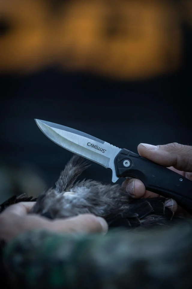 The Camillus Griddy 7.5″ folding knife features a TPR handle with a 420 steel blade and a 3.25″ blade. The 420 steel affords good edge retention properties and is fairly easy to sharpen. The knife opens using our balanced and smooth opening spring assisted system.
